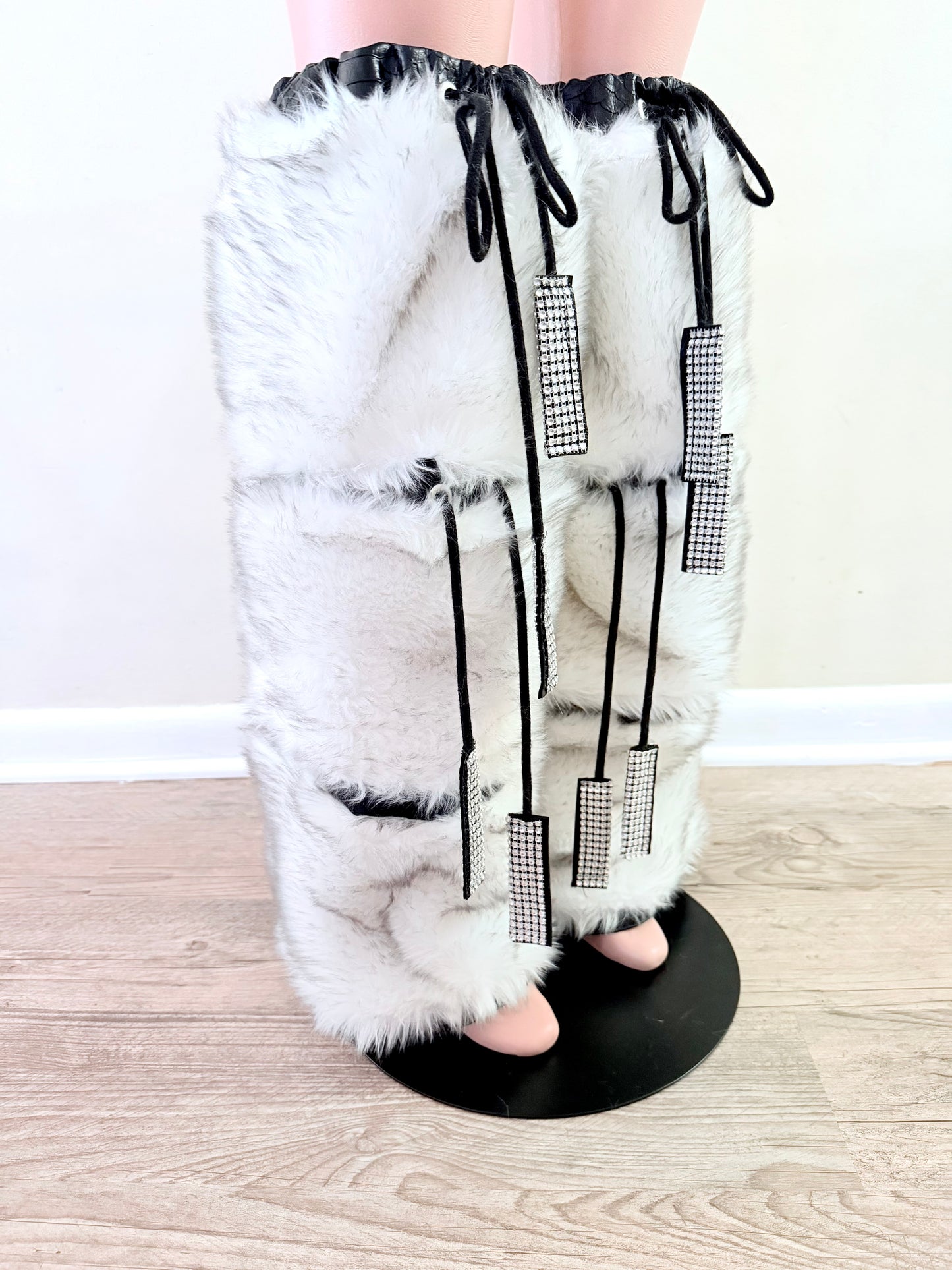 LORDE’ Faux Fur Statement Set – Women’s Luxury Festival Streetwear