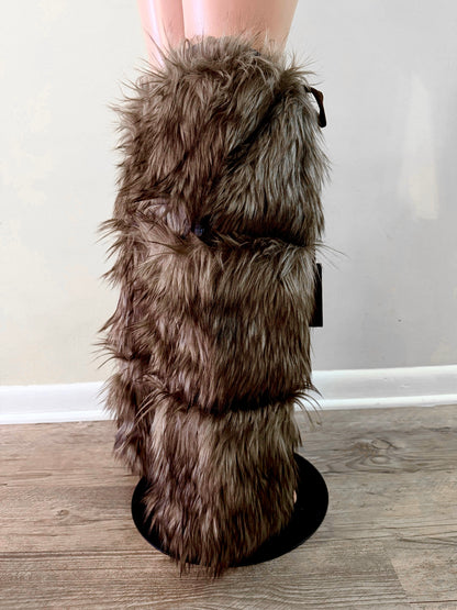 KIRA Faux Fur Leg Warmers – Statement Festival & Streetwear Legwear for Women