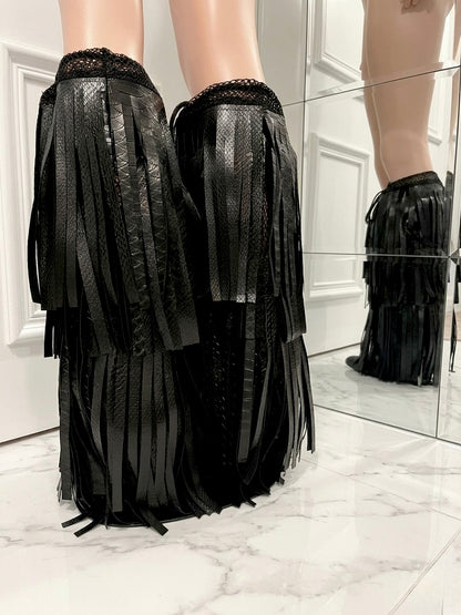 RAVEN faux leather fringe 4 tired Legwear set